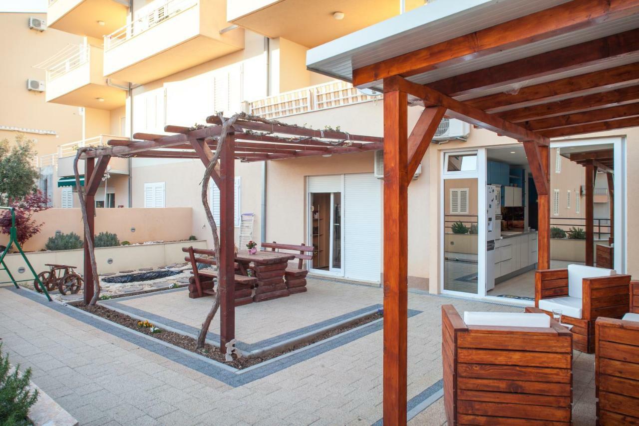 Studio Apartment Tia Makarska Eksteriør bilde